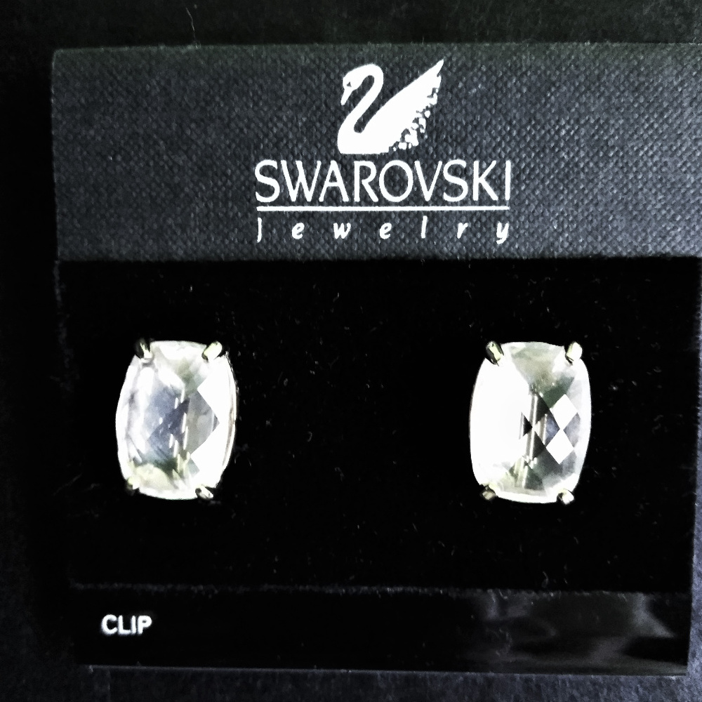 MSRP $125 NWT Swarovski crystal CLIP earrings